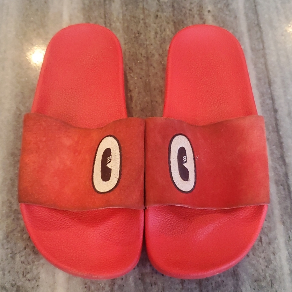 Adidas Slides - Picture 1 of 4